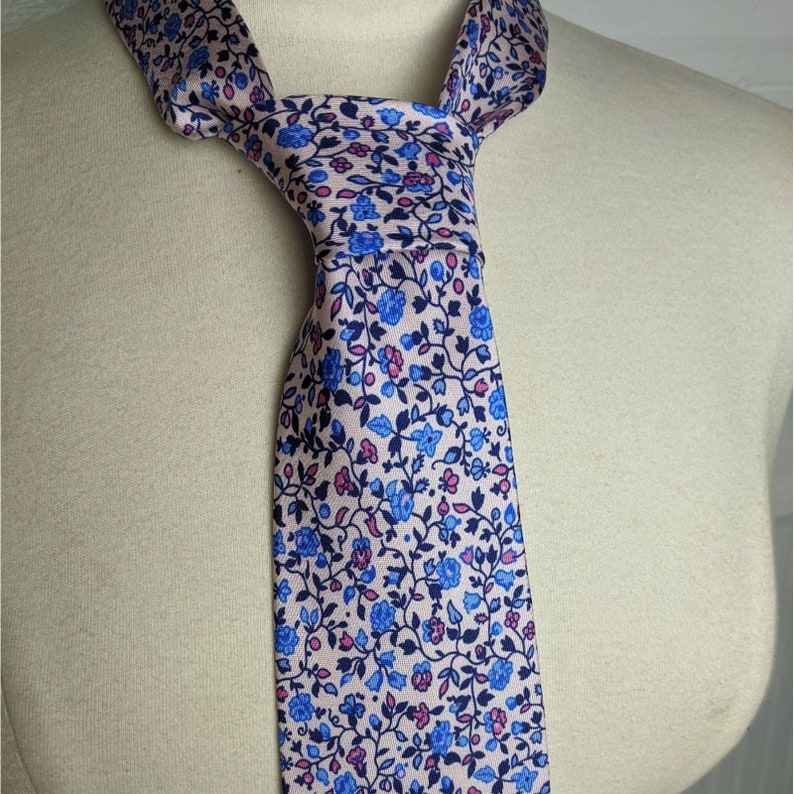 Paul Frederick Italian Handmade Silk Floral Tie