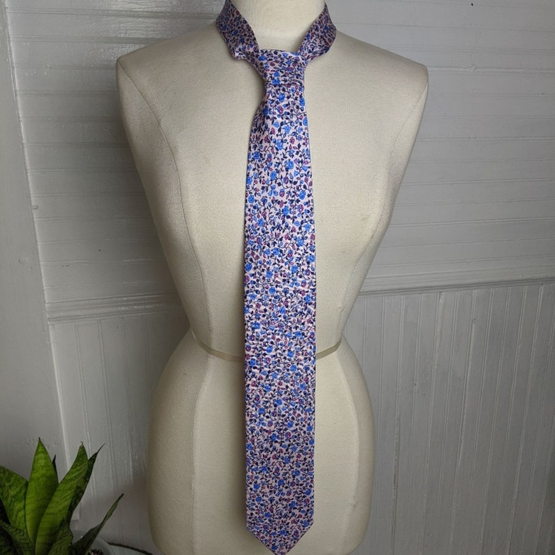 Paul Frederick Italian Handmade Silk Floral Tie