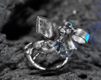 Flygon Trainer Charm Bracelet – 950 Silver Collectible Charms & Pokéball Beads, Pandora-Compatible Anime Jewelry