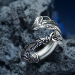 EXCLUSIVE Fanmade Milotic Serpent Ring – Handmade 950 Silver Anime monster-Inspired Wrap Ring – Custom Jewelry Gift for Fans of Legends
