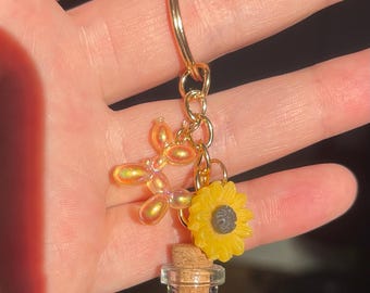 Bag Charm w/ Miniature Yankee Candle, Balloon Dog, Sunflower - Honeysuckle