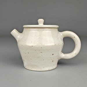 White Gongfu Teapot 90ml | Vilnius Studio 2025 | Handmade Ceramic Teapot for Chinese Tea Ceremony
