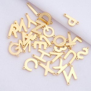 1 pcs Gold Round Letter Connector,18K Gold Filled 26 Initials Connector,DIY Jewelry Supplies,12x8x1.5mm