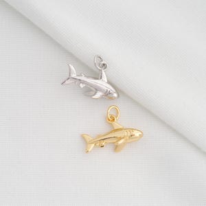 1 pcs Gold Shark Charm,18K Gold Filled Marine Life Pendant,Animal Pendant,DIY Jewelry Supplies