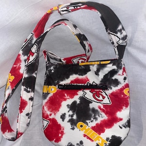 Arrowhead Essential – Kansas City Chiefs Crossbody bag