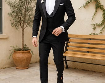 Men’s Black 3-Piece Suit | Trendy Slim Fit Wedding Suit for Groom & Groomsmen