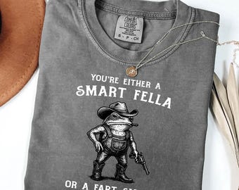 Comfort Colors Vintage Cottagecore Frog Meme Graphic T-Shirt: Sarcastic Humor Quirky Gifts, Christmas Best Friend Gifts