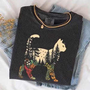 Comfort Colors Boho Cat Plants Shirt: Short & Long Sleeve, Nature Trees Wild Flowers Tees, Women Cat Lovers Tee, Mom Gift for Her