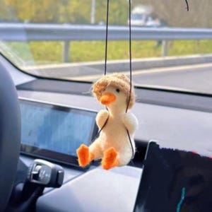Ciondolo per auto a forma di anatra in feltro ad ago – Ornamento per specchietto retrovisore in lana fatto a mano, regalo di Natale e del Ringraziamento