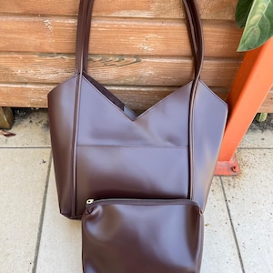 Burgundy V-Shaped Vegan Leather Tote Bag – Minimalist Shoulder Purse for Women