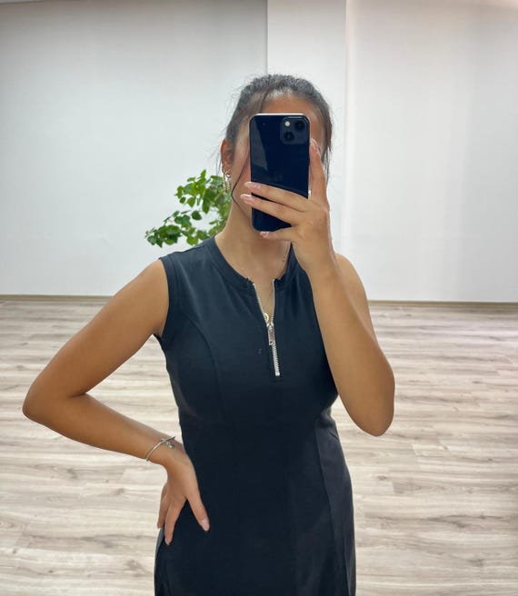 white christmas dresses Elegant White Floral Print Sleeveless Dress with Front Zipper for Casu –  Canary Houze main image 1