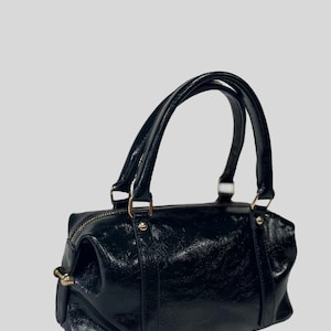Sac à main en cuir végétalien noir - Petit fourre-tout brillant avec doubles poignées - Sac à main chic pour femme