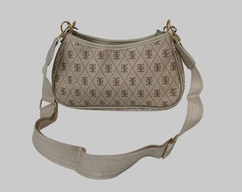 Axelremsväska i monogramcanvas – beige axelremsväska med bred rem