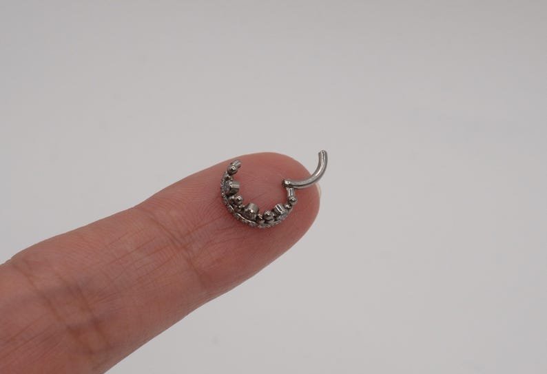 Créoles cliquables couronne en titane G23 | Conque CZ 16G, Septum, Tragus, Piercing Helix image 3