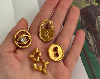 Luxury Gold Button Mix – Set of 4 Gold Metal Buttons with Rhinestones | Royal Elegance Haute Couture / DIY Projects/ Tweed jackets/ Dresses