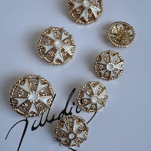 Luxury Metal Shank Buttons in Ivory & Gold, 18mm / 23mm White and Gold  Designer Buttons for sewing Blazer/Jacket/Coat/Sweater/Cardigan
