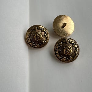 Antique Bronze Crown Shank Button: 23mm Metal Alloy