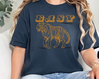 Retro Tiger Graphic Tee: Comfort Colors Distressed Vintage Shirt