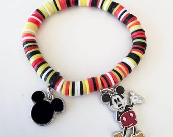 Pulsera con dije de Mickey Mouse / Joyería artesanal de Disney