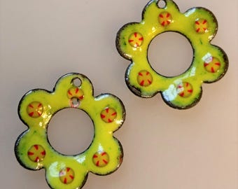 Enameled Earring Findings Open FlowersSingle Hole Version 2017 F-287