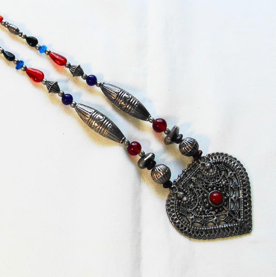 Vintage 80s 90s Tribal Glass Bead Pendant Necklace: Ethnic 