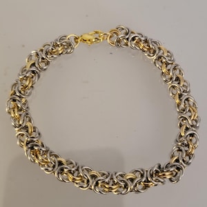 Handmade Two-tone Byzantine Chainmaille Bracelet