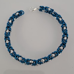 Handmade Byzantine Chainmaille Bracelet (Primary color dominant)