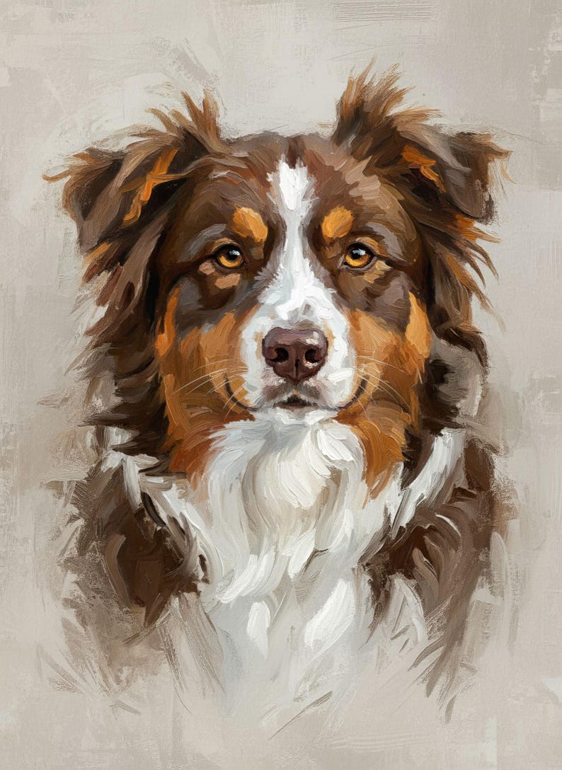 Puede incluir: Pintura detallada de un perro pastor australiano. El perro tiene pelaje marr&oacute;n, blanco y canela, con una mancha blanca en la cara. Los ojos del perro son de color &aacute;mbar y el fondo es beige neutro.