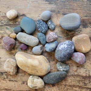Natural Beach Rocks - 23 Pieces