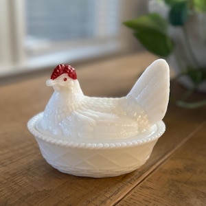 Vintage Westmoreland Milk Glass Hen on Nest with Red Comb – 5.5” White Chicken Dish – Farmhouse Cottagecore Decor
