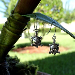 Terrific turtle earrings Style 278 image 4