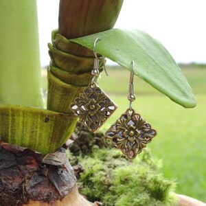 Surprise earrings in antique gold on silver Style 321A image 3