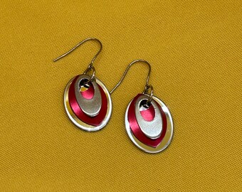 Ovalicious silver and red stainless steel and aluminum earrings (Style #712)