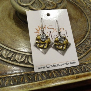 Jeans and silver and gold earrings Style 227G image 3
