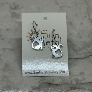 Itty bitty pretty kitty silver earrings Style 275 image 3