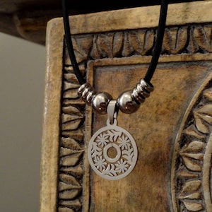 Stainless Steel Donut Flower Necklace