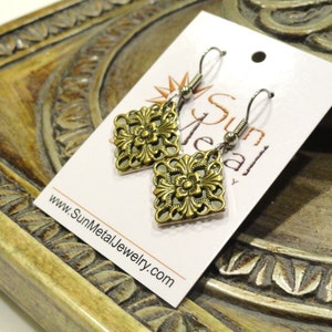 Surprise earrings in antique gold on silver Style 321A image 2