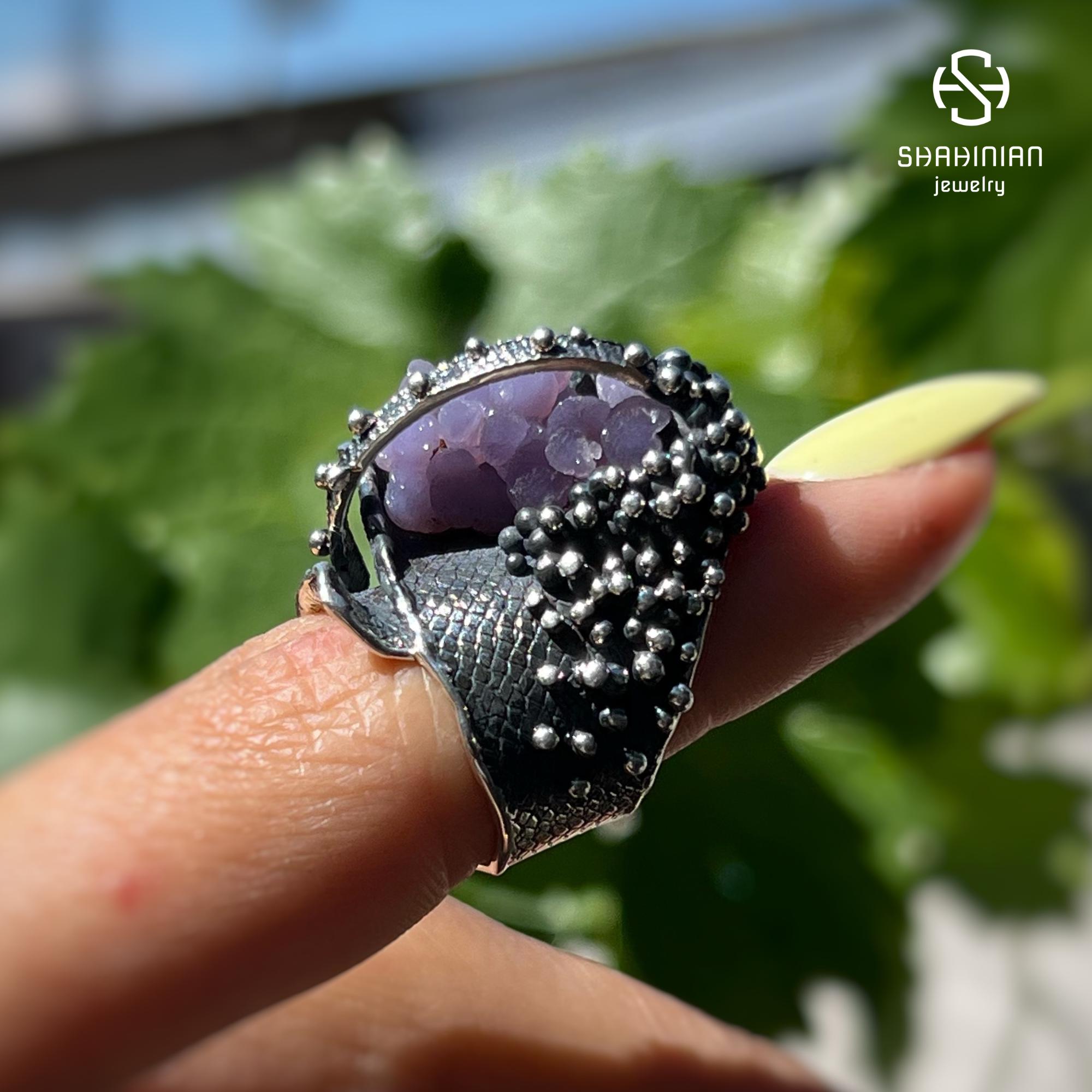 パープルグレープアゲートリング、スターリングシルバー、アルメニアで