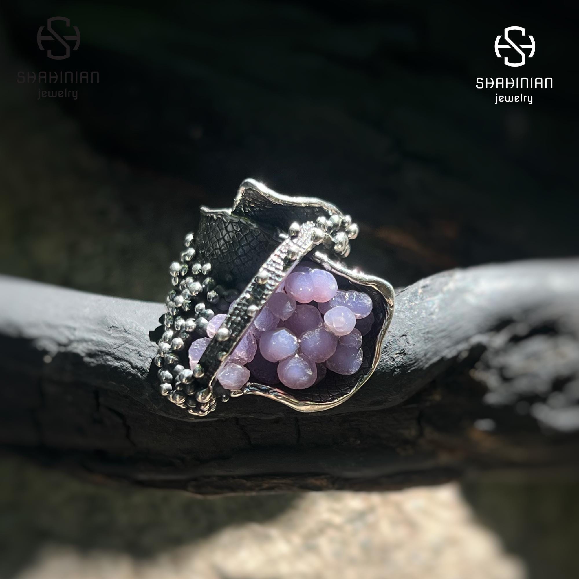 パープルグレープアゲートリング、スターリングシルバー、アルメニアで