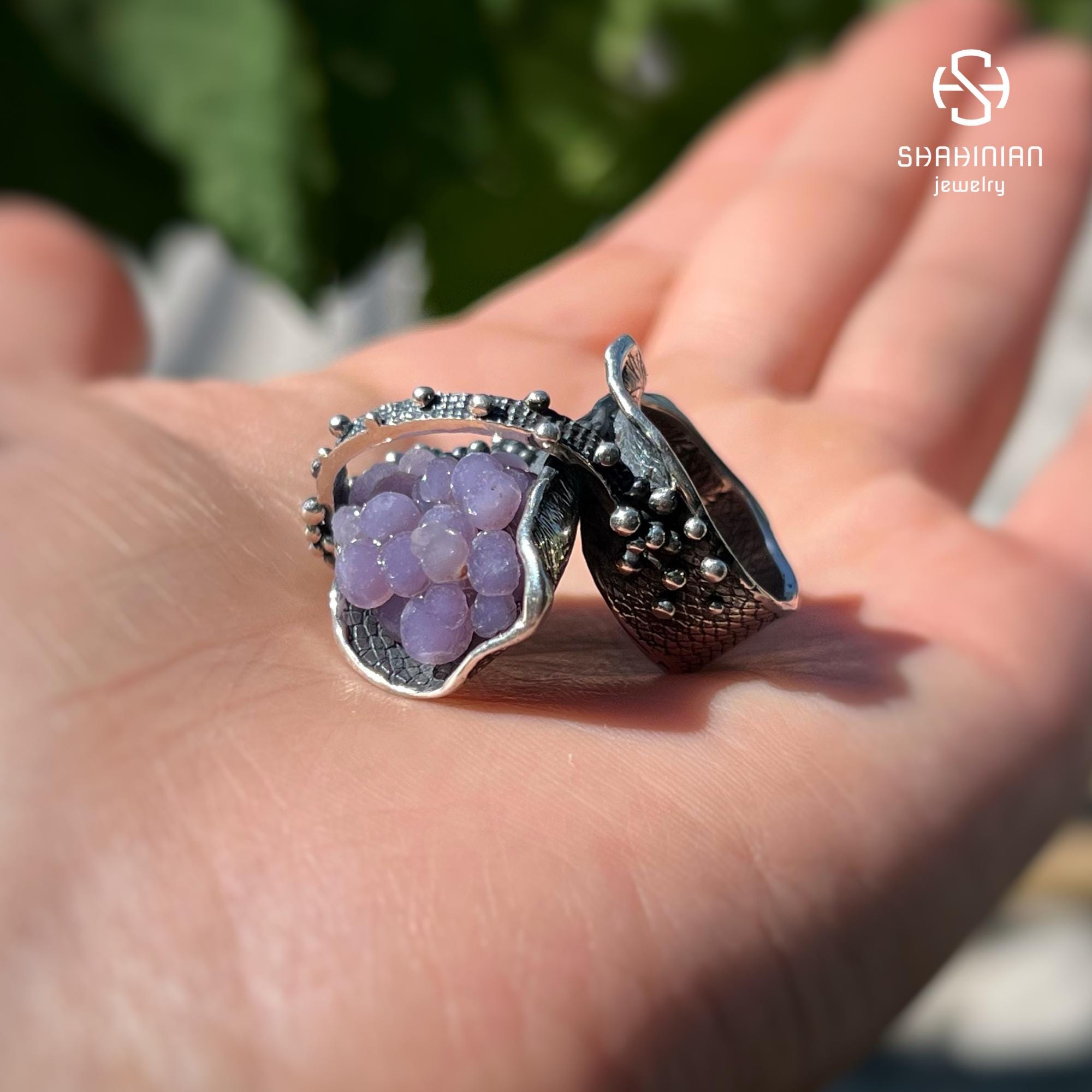 パープルグレープアゲートリング、スターリングシルバー、アルメニアで