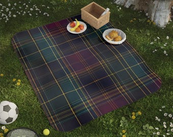 Tartan Picnic Blanket Waterproof Backing Outdoor Mat Large Family Beach Throw Portable Camping Travel Accessory Carrying Strap Fleece