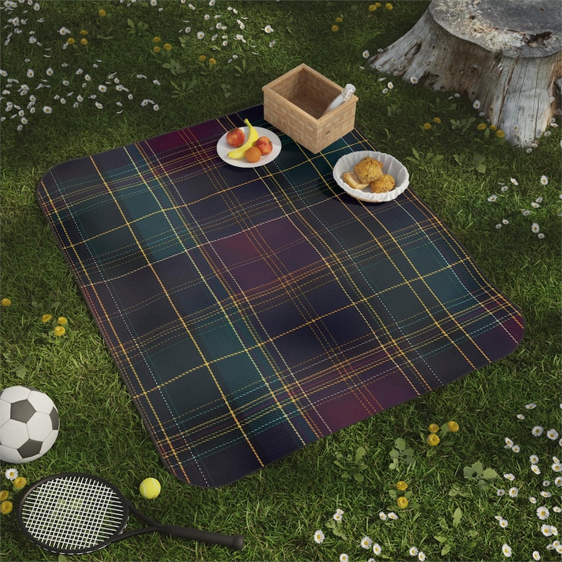 Tartan Picnic Blanket Waterproof Backing Outdoor Mat Large Family Beach Throw Portable Camping Travel Accessory Carrying Strap Fleece image 1