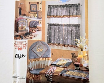 Uncut Simplicity 5820, Kitchen Accessories, Place Mat, Towel, Pot Holder, Window Treatment, Wall Hanging Quilt, Vintage Sewing Pattern