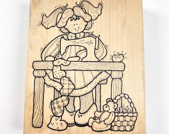 RARE Vintage 1990 Darcies Country Folk Rubber Stamp, Girl Sewing Machine Craft, Wood Mounted Stamp
