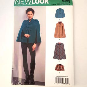 Puede incluir: Un sobre de patrón de costura New Look con una mujer con una capa verde azulado. El sobre muestra diferentes diseños de capa, incluyendo opciones verde azulado, marrón y estampadas. El número de patrón es 6396.