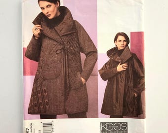 Uncut Vogue 2757 KOOS Couture Koos Van Den Akker Misses Reversible Jacket, Very Loose-Fitting, Sizes 16 18, Advanced Sewing Pattern