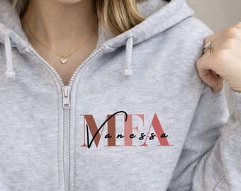 Personalisierter MFA Zip Hoodie mit Namen - MFA Geschenk - MFA Prüfung - Abschlussprüfung - Examen Abschluss bestanden Geschenke Team Jacke