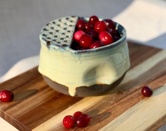 Ceramic Berry Bowl&Fruit Strainer/Handmade Fruit Colander