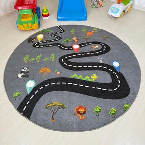 Rond kinderkamertapijt Animal Adventure | Speels kinderkamertapijt wegenkaart | Leuke safari-kindermat | Zachte speelruimtedecoratie