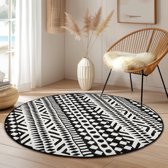 ボヘミアンスタイル ラグ 白黒 幾何学模様 ボヘミアン風の白黒ラウンドラグ | トライバル幾何学模様カーペット